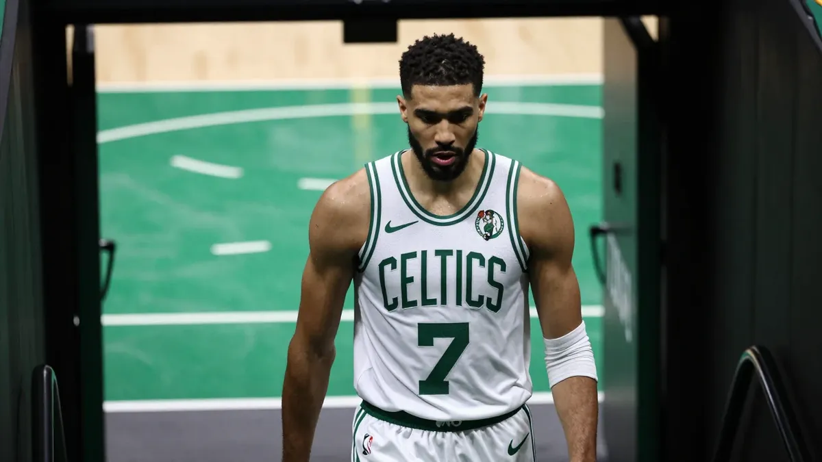 Boston Celtics Sign Record-Setting Guard Hayden Gray to Training Camp Deal